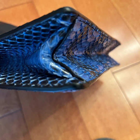 Michael Kors Collection snakeskin handbag - Picture 7 of 16